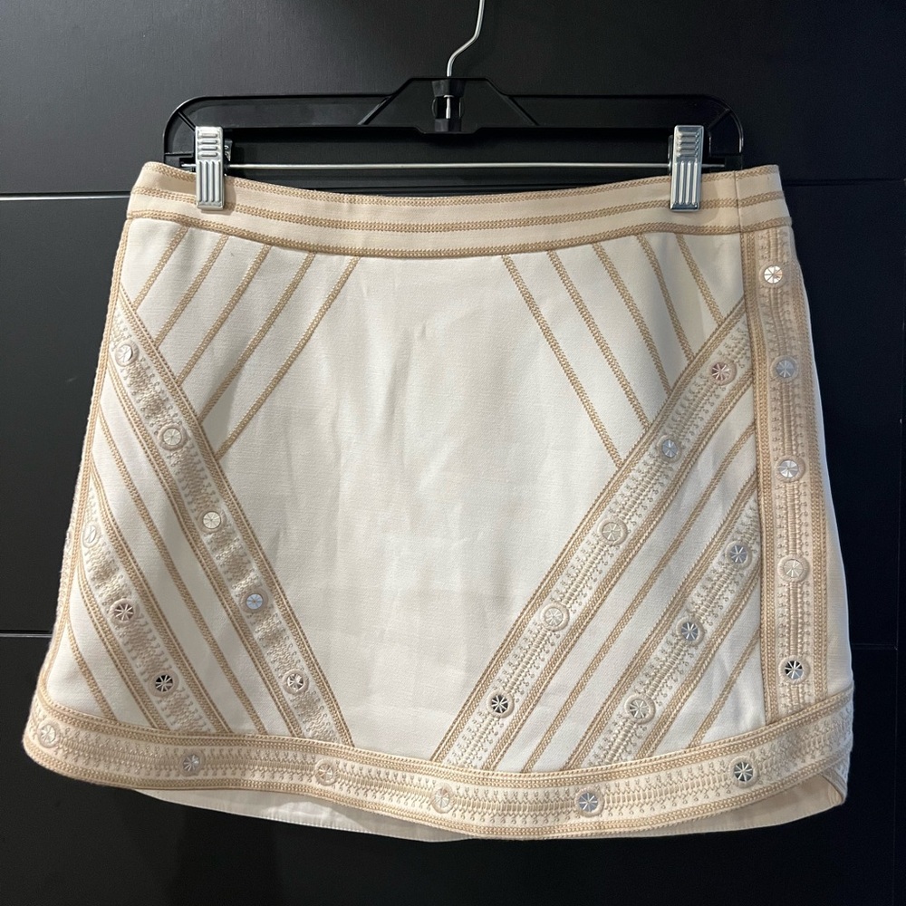BCBGMaxAzria Cream Tan Mini Skirt boho preppy coachella outfit festive carnival